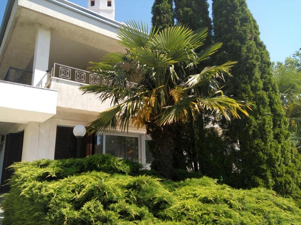 Apartment&Room Romano Matulji Exterior foto